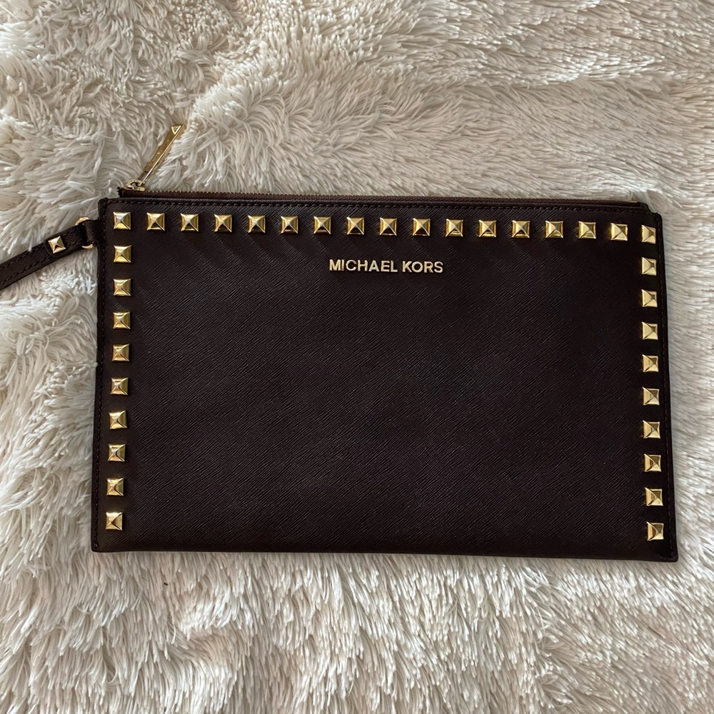 Gorgeous Michael Kors Studded Wristlet💕